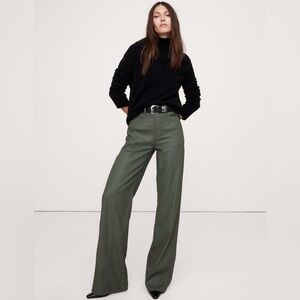 NWT! Banana Republic Green Nori The Coated Denim Pintuck Jean - Size 27 Petite 🩷